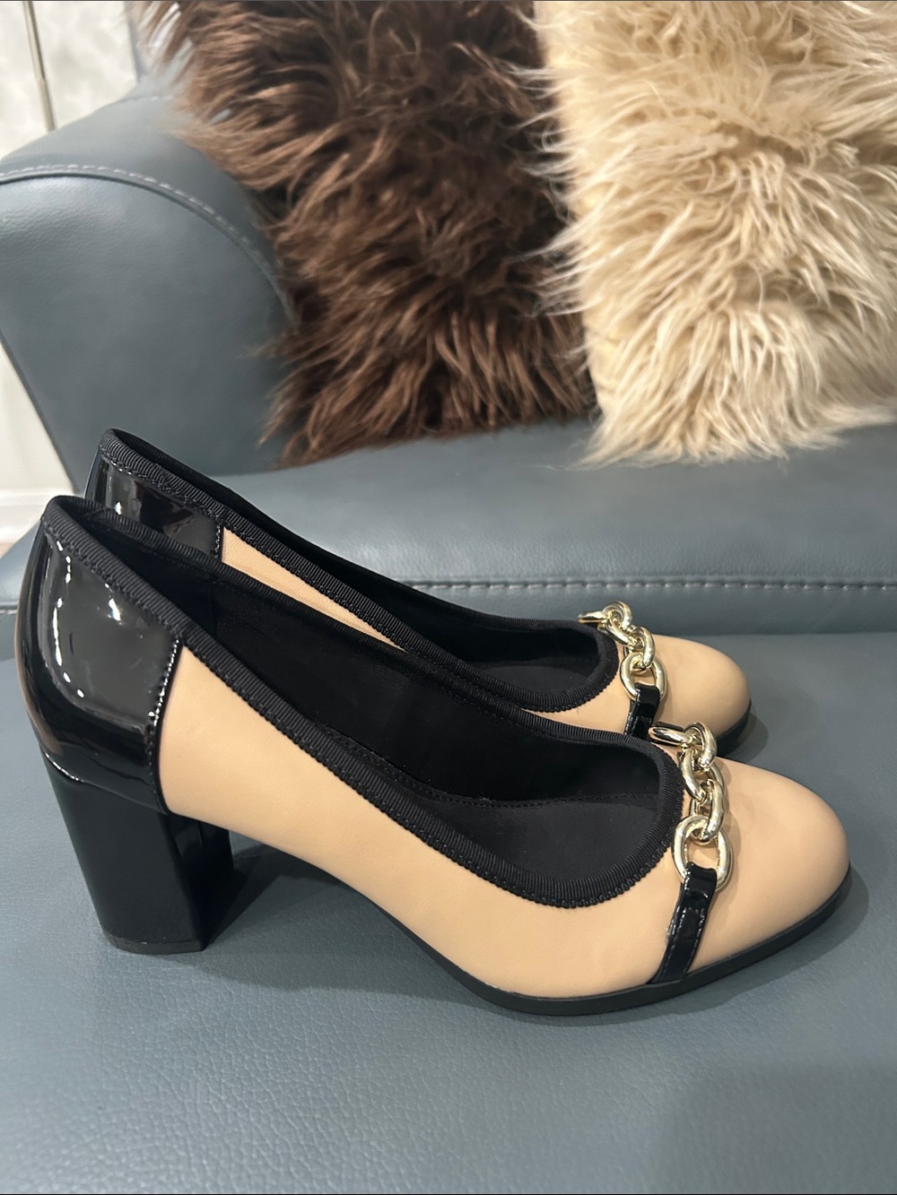 Anne Klein Flex Tan and Black Block Shiny Heels Pumps with Chain Accent